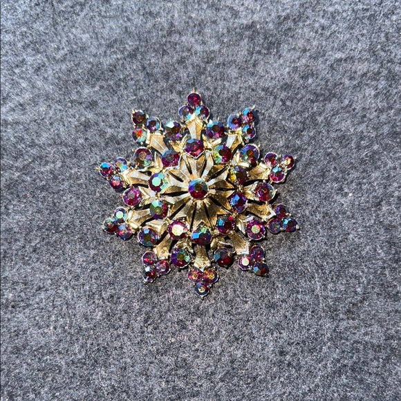 Gold and Purple Starburst Brooch with Crystals - Picture 1 of 2